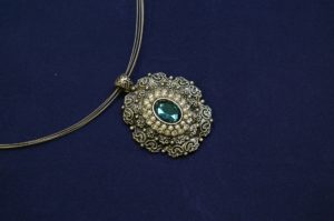 Le collier de grand-mère